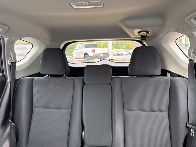 Used 2015 Toyota RAV4 LE AWD/4WD image 13