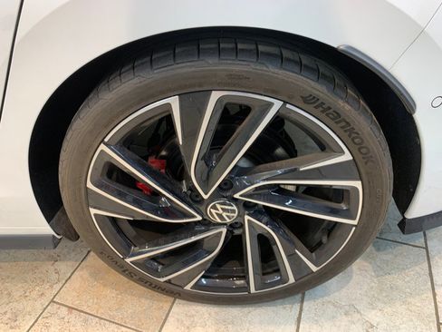 Used 2024 Volkswagen GTI Autobahn FWD image 15