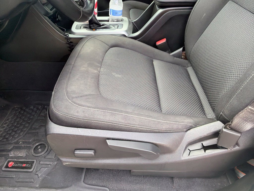 Used 2020 Chevrolet Colorado LT RWD image 13