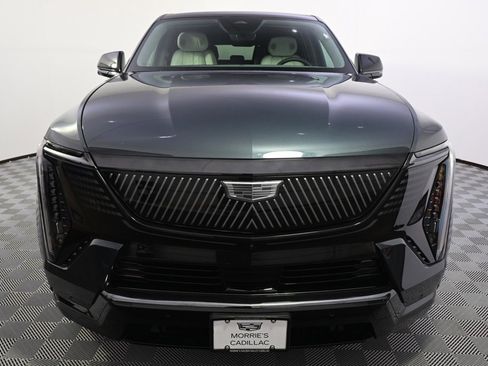 New 2025 Cadillac Escalade IQ Sport 1 w/ LPO, ONYX Package image 10