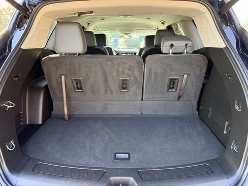 Used 2020 Buick Enclave Essence w/ Sound and Sites Package image 27