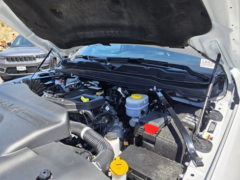 Certified 2025 RAM 2500 Big Horn AWD/4WD image 20