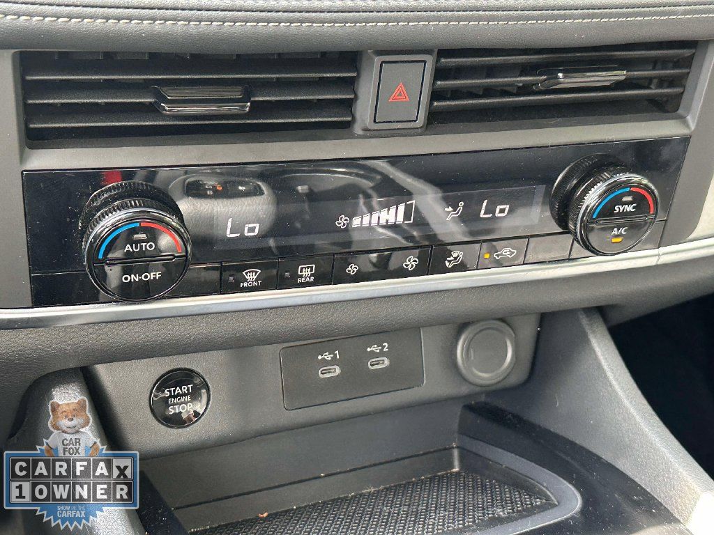 Used 2026 Nissan Rogue SV AWD/4WD image 30