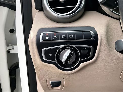 Certified 2017 Mercedes-Benz GLC 300 4MATIC image 34