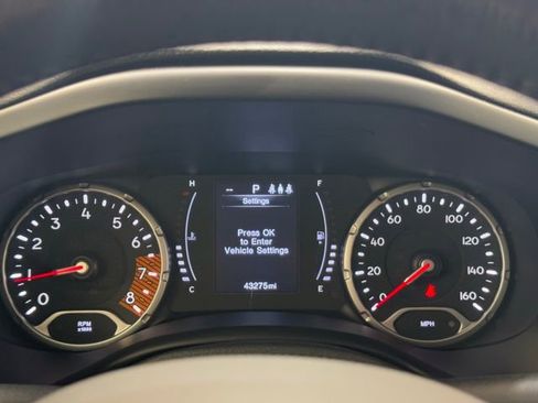 Used 2019 Jeep Renegade Altitude w/ Quick Order Package 22M image 33