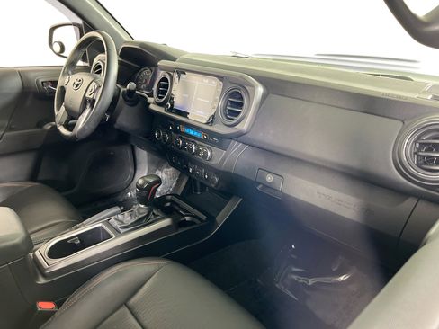Used 2021 Toyota Tacoma TRD Pro AWD/4WD image 28
