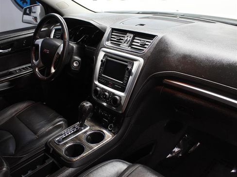 Used 2015 GMC Acadia SLT image 10