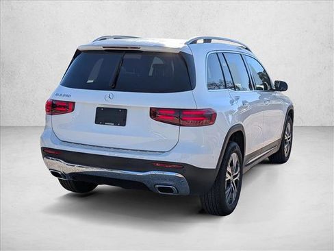 New 2026 Mercedes-Benz GLB 250 image 2