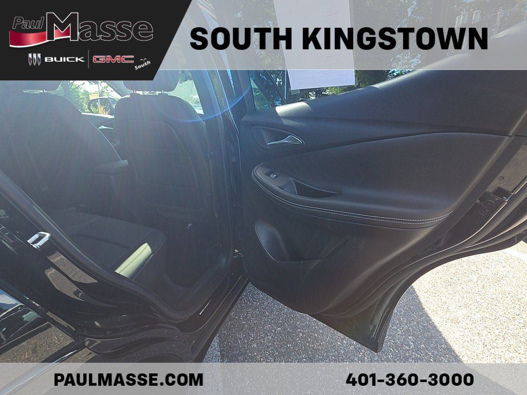 Used 2024 Buick Encore GX Avenir w/ Avenir Technology Package AWD/4WD image 25