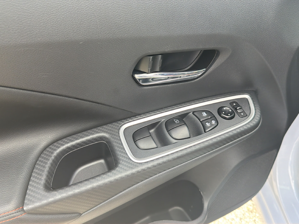 Certified 2024 Nissan Versa SR w/ Trunk Package FWD image 19