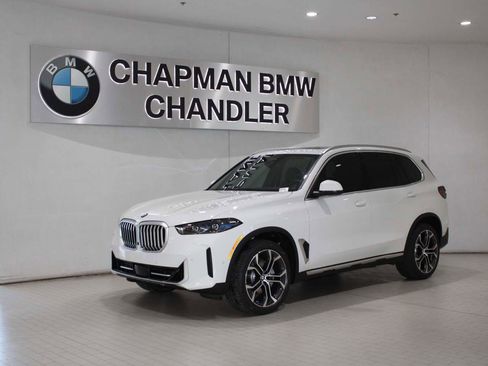 Used 2026 BMW X5 sDrive40i image 1