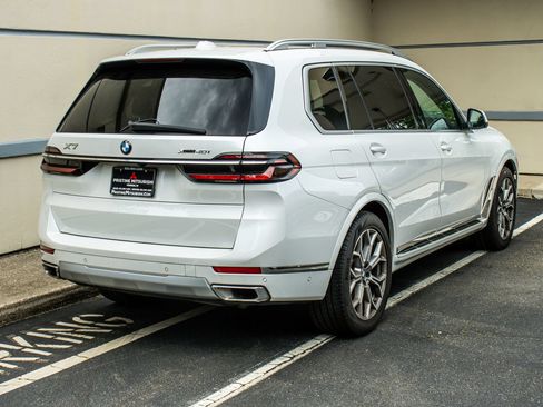 Used 2024 BMW X7 xDrive40i AWD/4WD image 7