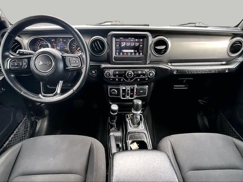 Used 2018 Jeep Wrangler Unlimited Sport S AWD/4WD image 14