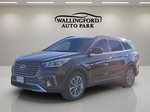 Used 2017 Hyundai Santa Fe SE w/ Cargo Package image 1