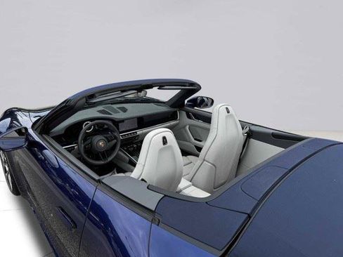 Used 2024 Porsche 911 Carrera RWD image 50