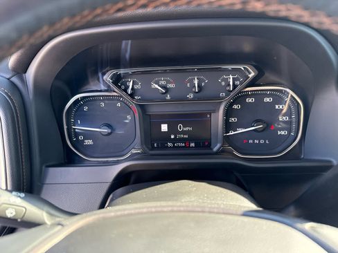 Used 2023 GMC Sierra 2500 AT4 w/ AT4 Preferred Package image 16