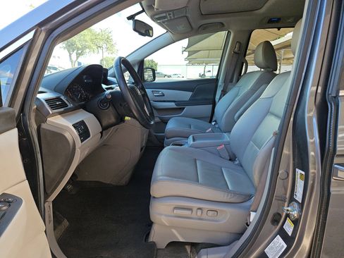 Used 2013 Honda Odyssey EX-L image 9