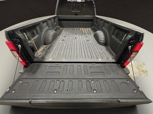 Used 2022 Ford F350 XLT w/ XLT Premium Package image 23