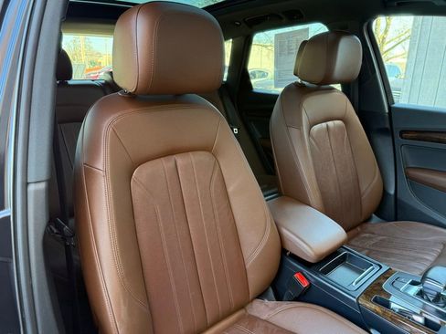 Used 2018 Audi Q5 2.0T Premium Plus w/ Premium Plus Package AWD/4WD image 26