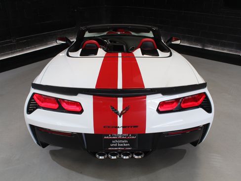 Used 2017 Chevrolet Corvette Grand Sport RWD image 28