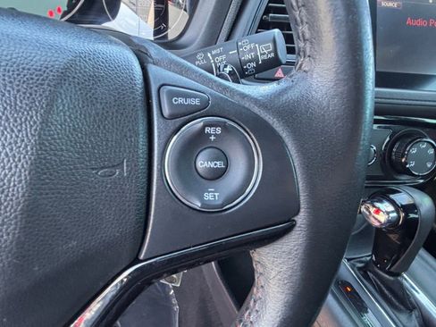 Certified 2020 Honda HR-V Sport image 25