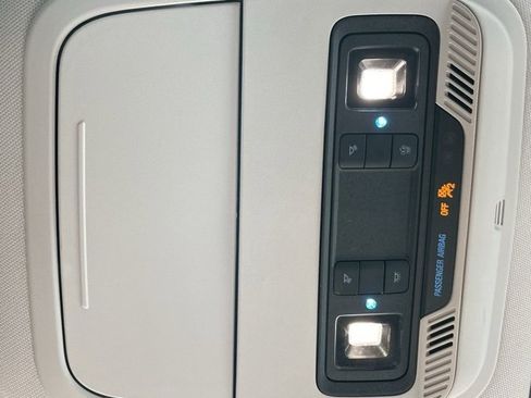 Used 2021 Ford Mustang Mach-E Premium image 22