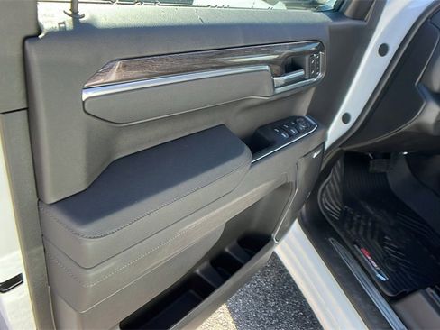 New 2026 Chevrolet Silverado 1500 LTZ w/ LTZ Premium Package image 11