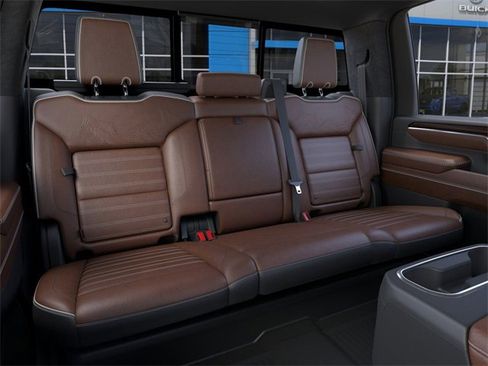 New 2026 GMC Sierra 2500 Denali Ultimate w/ Max Trailering Package image 17