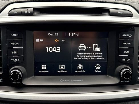 Used 2017 Kia Sorento LX w/ LX Convenience Package image 25