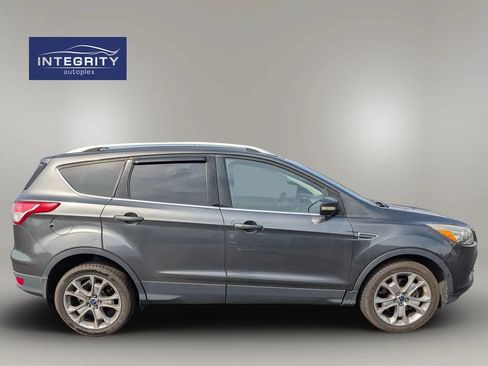 Used 2016 Ford Escape Titanium w/ Equipment Group 301A AWD/4WD image 6