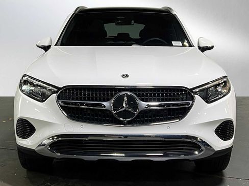 Used 2026 Mercedes-Benz GLC 300 4MATIC image 9