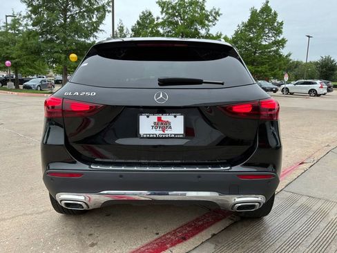 Used 2025 Mercedes-Benz GLA 250 image 7