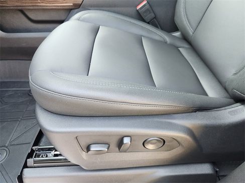 New 2026 Chevrolet Silverado 1500 LT w/ Leather Package RWD image 24