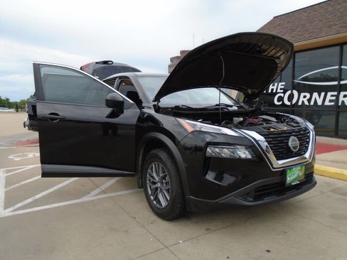 Used 2021 Nissan Rogue S image 20