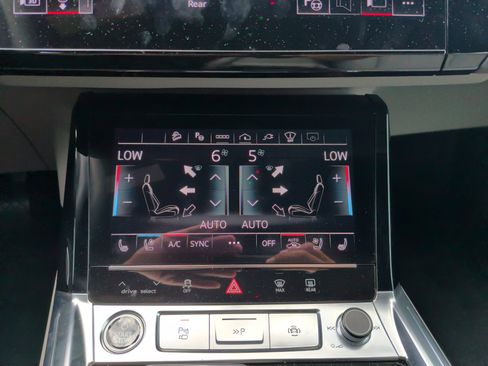 Used 2024 Audi Q8 e-tron Prestige w/ Prestige Package image 26