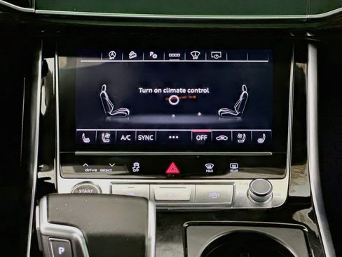 Used 2025 Audi Q8 Prestige w/ Prestige Package AWD/4WD image 13