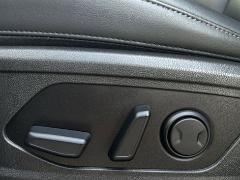 Used 2022 Kia Sorento S image 13