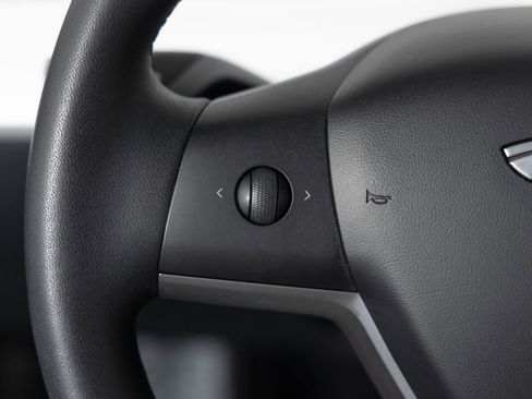 Used 2020 Tesla Model 3 Performance image 30