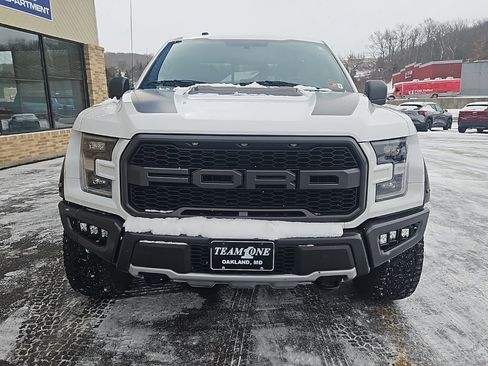 Used 2018 Ford F150 Raptor w/ Equipment Group 801A Mid image 8