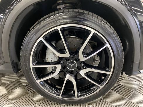 Used 2019 Mercedes-Benz GLC 43 AMG 4MATIC image 2
