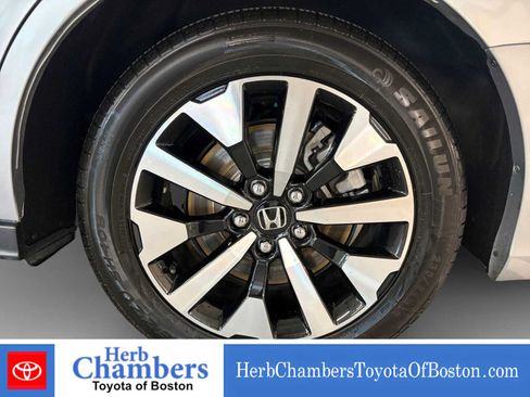 Used 2025 Honda Odyssey EX-L image 18