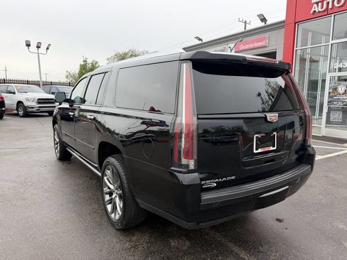 Used 2020 Cadillac Escalade ESV Premium Luxury w/ Escalade Sport Edition AWD/4WD image 7
