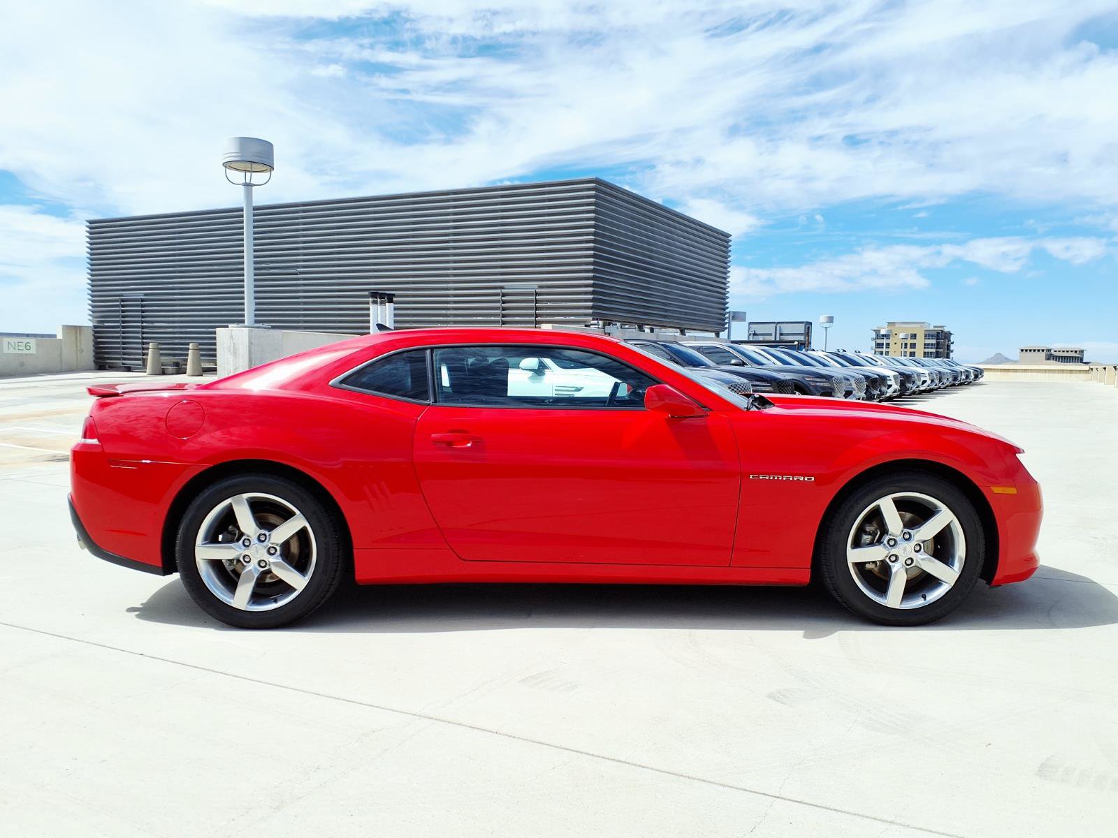 Used 2015 Chevrolet Camaro LT w/ 1LT Preferred Package RWD image 6