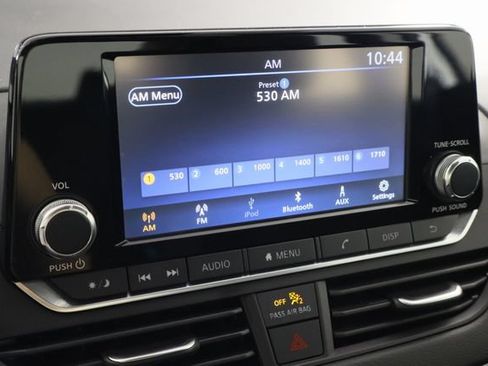 Used 2024 Nissan Altima 2.5 S FWD image 27