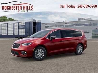New 2026 Chrysler Pacifica Select