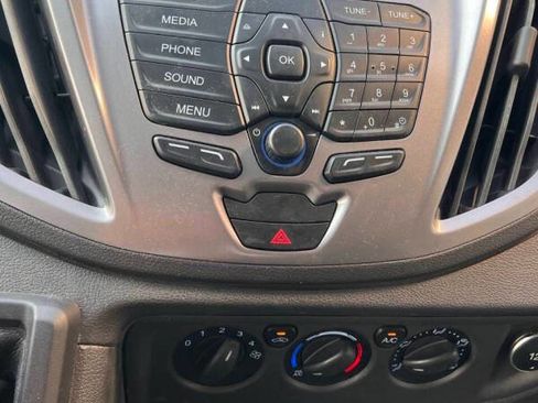 Used 2019 Ford Transit 150 XLT image 10