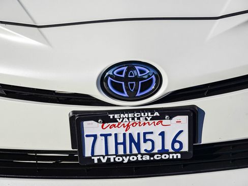 Certified 2016 Toyota Prius Four Touring image 13
