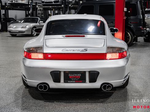 Used 2004 Porsche 911 Carrera 4S AWD/4WD image 4