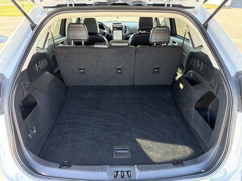 Certified 2024 Ford Edge SEL image 9