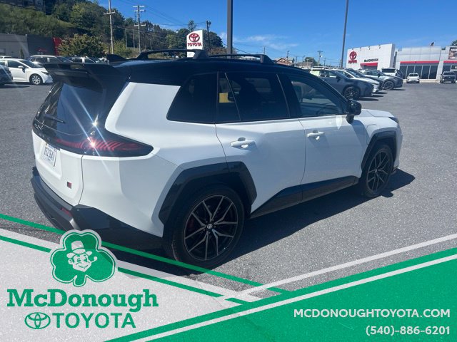 Used 2026 Toyota RAV4 AWD Plug-in Hybrid image 4